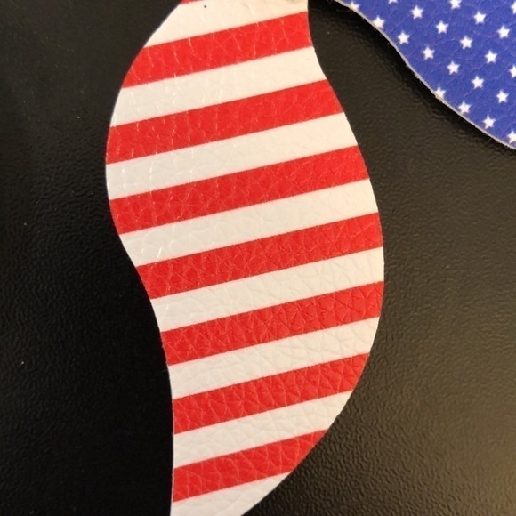 LIGHTWEIGHT Dangle Faux Leather 3 Layer Patriotic Teardrop Earrings - Picture 8 of 9